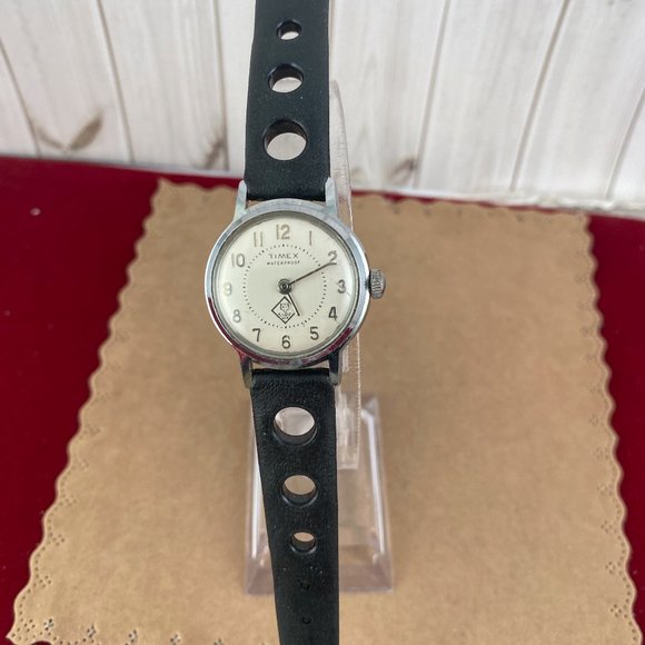 Vintage Cub Scouts of America Original Timex 1950's Watch - Picture 3 of 8